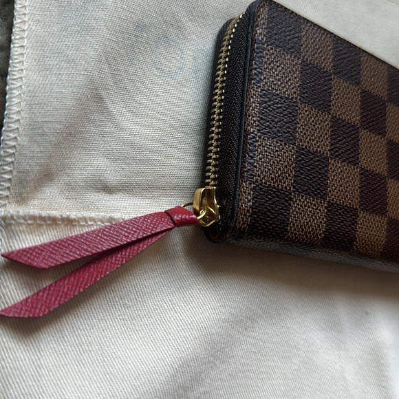Louis Vuitton Clémence Wallet (like new w/ box) - Picture 12 of 15